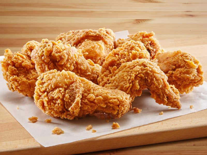 7 top places for fried chicken in Riyadh