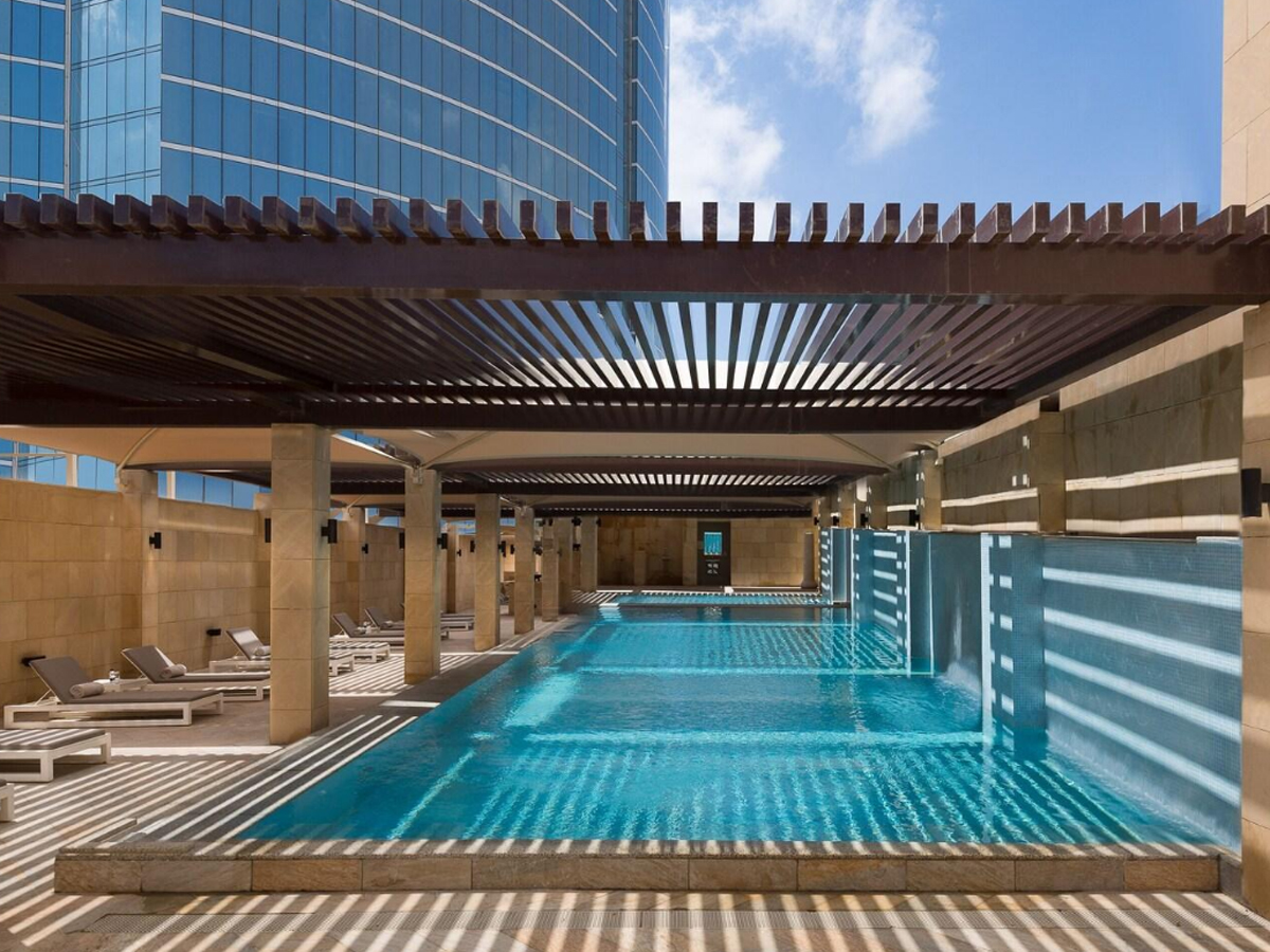 4 Of The Best Riyadh Pool Days For Men