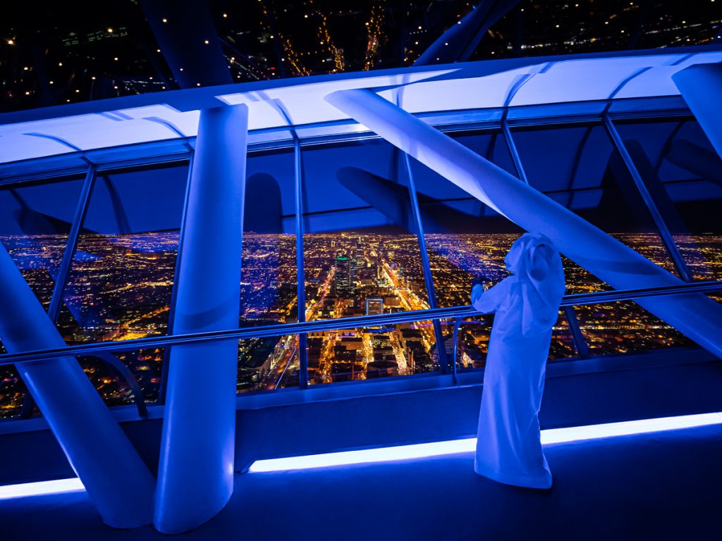 Things to do alone in Riyadh: Skybridge